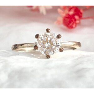 Minimalist Round Cut  CZ Gemstone 925 Sterling Silver Vintage Ring - sz 7
